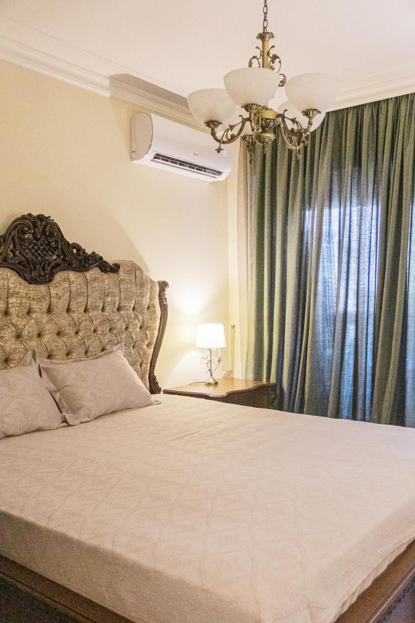 Central Luxury Antique Apartment 바르나 외부 사진
